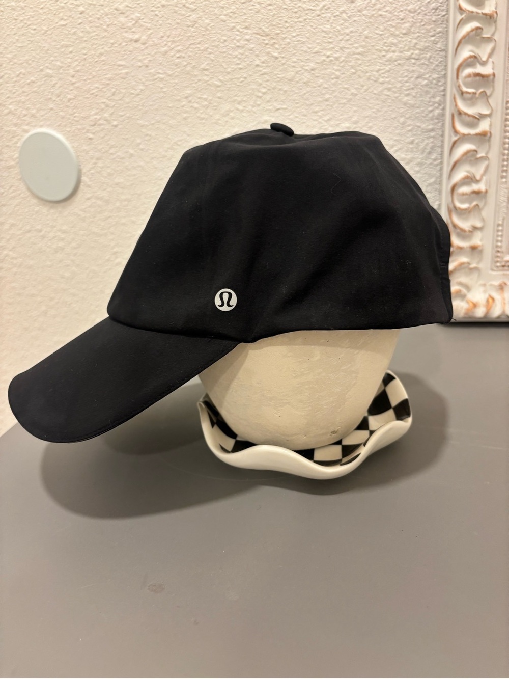 lululemon athletica Black Adjustable Visor